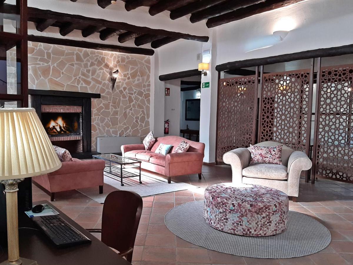 Hotel Apartamento Nueva Alcazaba Busquistar Екстер'єр фото